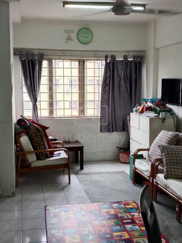 Meranti Apartment (Subang Mewah) 1