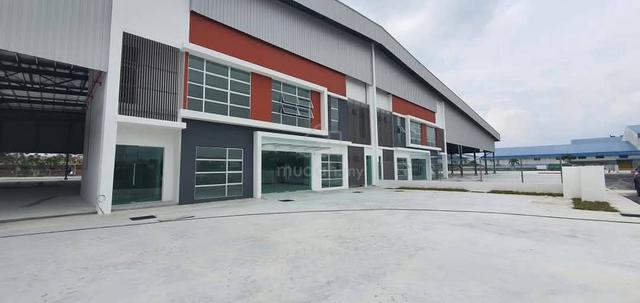 NEW Showroom Factory Nilai 3 Industrial Park GOOD LOCATION 1