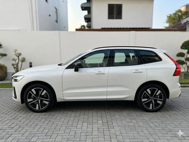 2025 Volvo XC60 2.0 RECHARGE T8 ULTIMATE MY18 - 2