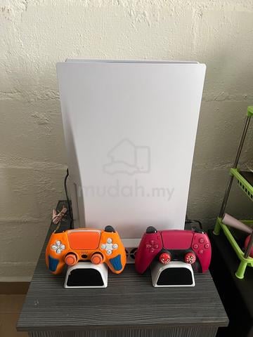 Ps5 (condition 9/10) - photo 3 of 3