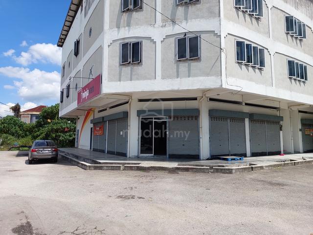Perak Ayer Tawar Shop Lot For Rent 1