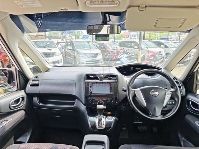 2013 Nissan SERENA FULL SPEC 2.0 (AUTO) - 4