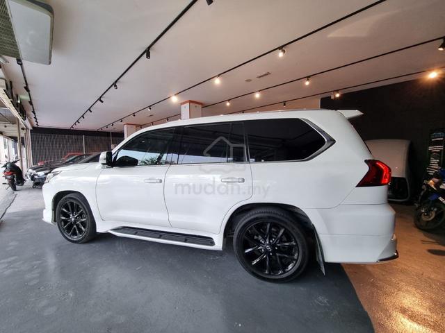 2015 Lexus LX570 5.7 V8 (A) - 4