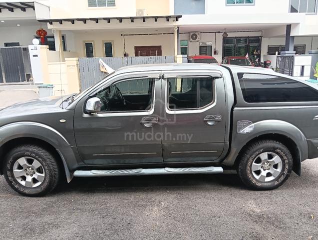 2011 Nissan NAVARA 2.5 CALIBRE (A) - 2