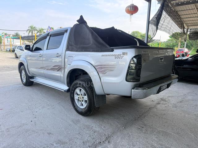 2013/2014 Toyota HILUX 2.5 G VNT (A)BLACK INTERIOR - 5