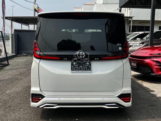 YR 2024 Toyota NOAH 2.0 SZ MODELLISTA POWER BOOT - 5