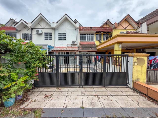 [FACING OPEN|NEAR MASJID] Double Storey Seksyen 19 Shah Alam 1
