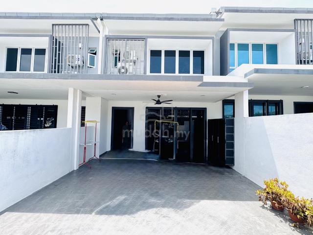 2-Sty Adiva Serenia City ,Kota Warisan 1