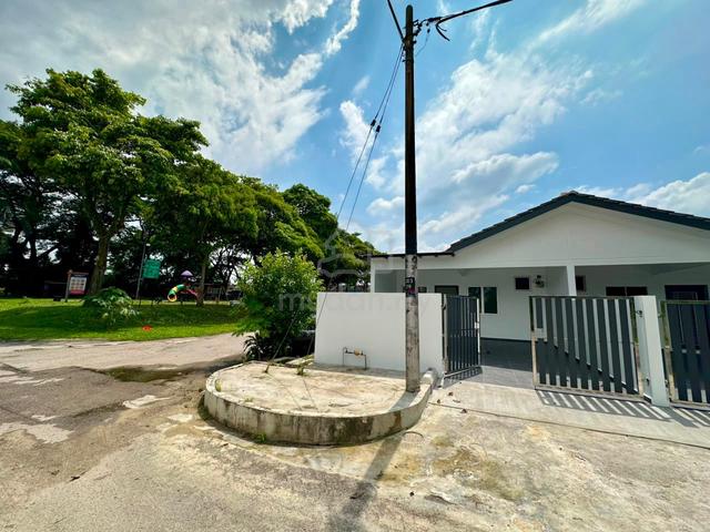 Masai Taman Megah Ria Jalan Dedaru E.Lot Single Storey Terrace House 1
