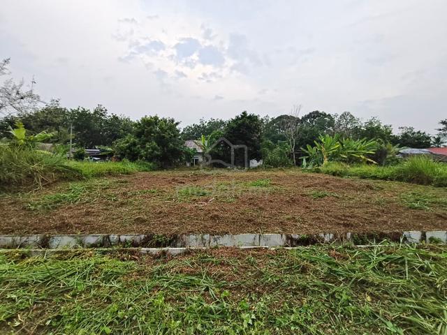 Indivdual Title + Freehold + 51'x73' Tanah di Lot Banglo Salak Tinggi 1
