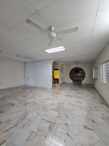 Greenlane Taman Guan Joo Seng Semi Detached 1