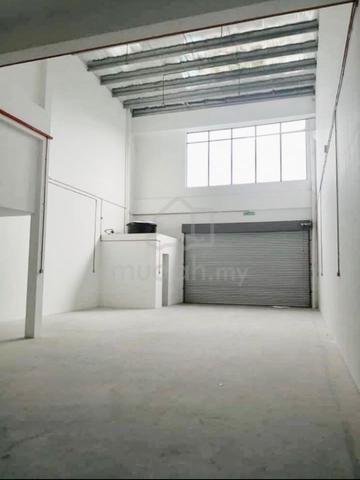 Nice Corner Intermediate Big Build Up Superlink Factory Panglima Klang 1