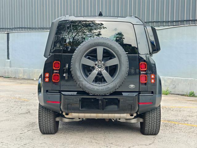 2021 Land Rover DEFENDER 110 2.0 SE P300 FULL SPEC - 4