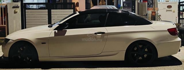 E93 335i convertible (shadow ed) - 2