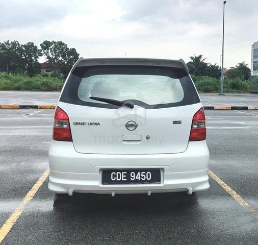2013 Nissan GRAND LIVINA 1.6 CLASSIC/COMFORT - 2