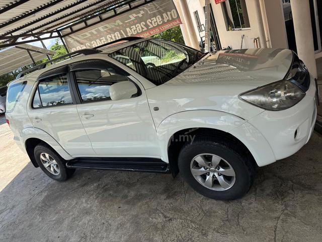 2008 Toyota FORTUNER 2.5 G (M) - 1
