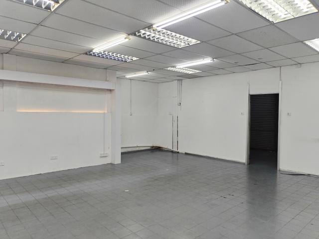 Corner Lot Shop Lot Taman Kenanga Mewah Kampung 8 Shop Lot For Rent 1