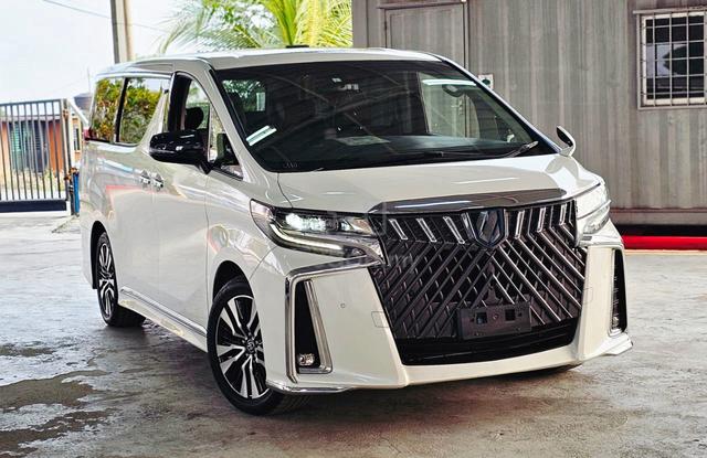 Toyota Alphard 2.5 SC Spec 2023 - 1