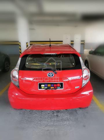2014 Toyota Prius C for Sell - 3