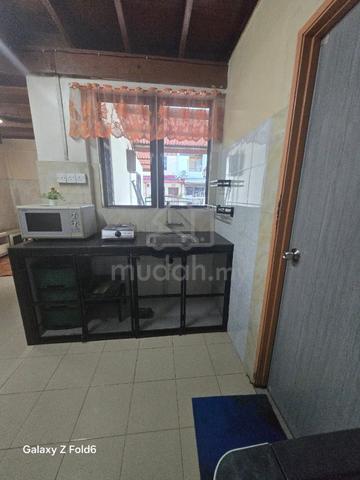 Bayan Baru 2-Sty Cluster House 800SF 4-Bedrooms Reno & Fully Furnished 1