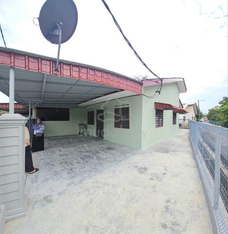 Single Storey Terrace End Lot Taman Awan Biru Sungai Petai Alor Gajah 1