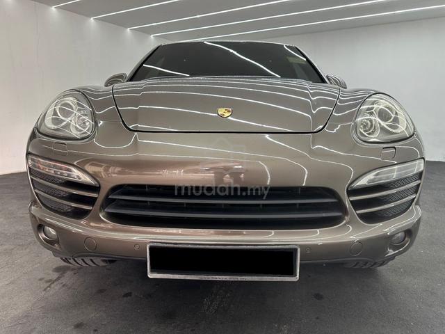 2011 Porsche CAYENNE 3.6 BlackInterior / Warranty - 3