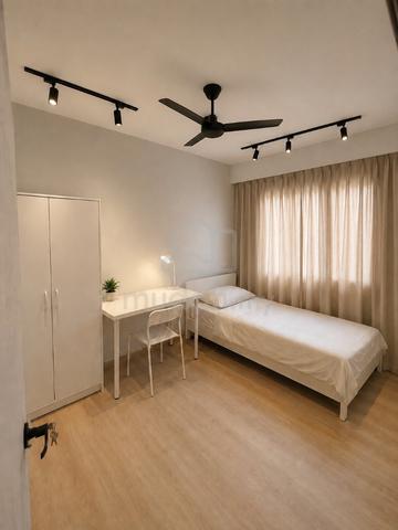Premium Room for Working Professionals | Fully Furnished | Jalan Ipoh 1