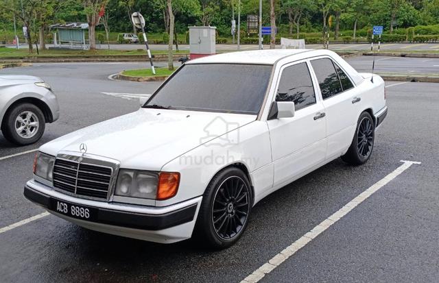 1991 Mercedes Benz 260E 2.6 (A) - 2