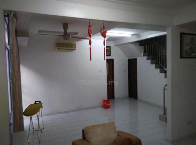 Batu Maung 2-Storey Semi-Detached La-2400sf 4-Bedrooms Renovated 1