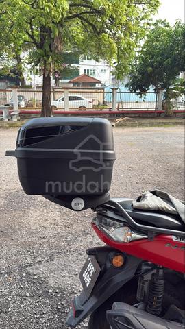 top box Givi 32L sekali rack for Nmax V2 - photo 2 of 2