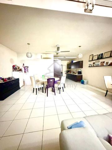 Lakefield meadow sg besi very nice reno 3 storey for sale 1