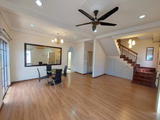 3sty house Taman Esplanad Bukit jalil Pavilion, BELOW MARKET PRICE 1