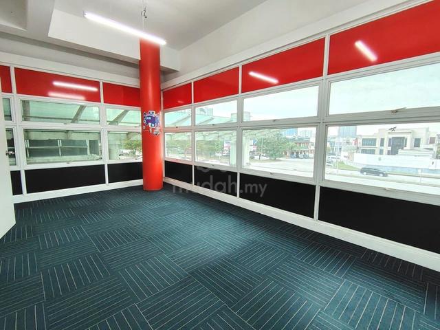 Laman seri business park | Shah alam|corner 1st floor office with lift 1