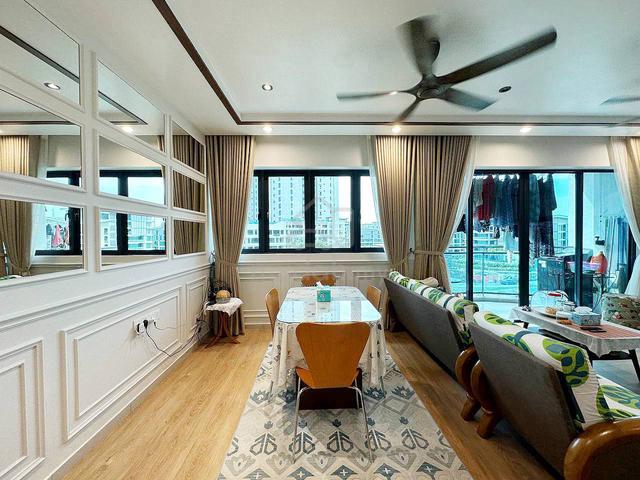 Waterside Residence 1