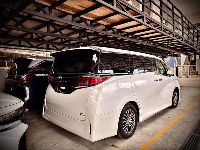 2023 Toyota ALPHARD 2.5 Executive Lounge (A) - 4
