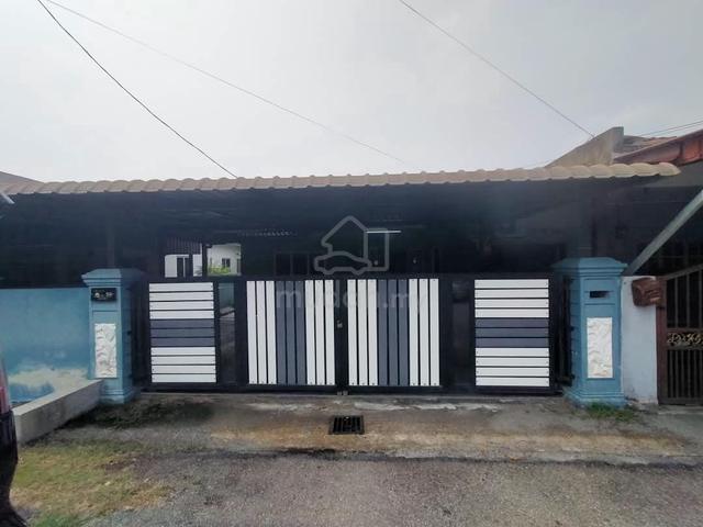 Rumah Semi D di Taman Rembau Utama Untuk Dijual 1