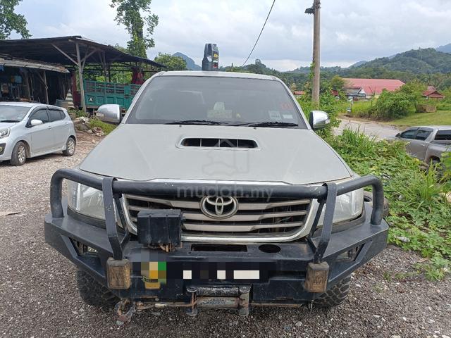 2012 Toyota HILUX 2.5 G MY05 KUN25R FACELIFT II - 4