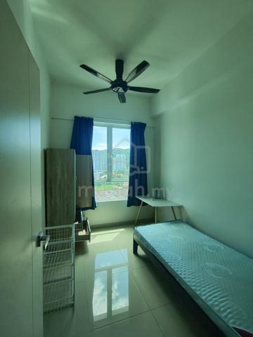 COZY SINGLE ROOM at SOLARIA RESIDENCES NEAR AIRPORT N FIZ AREA 1