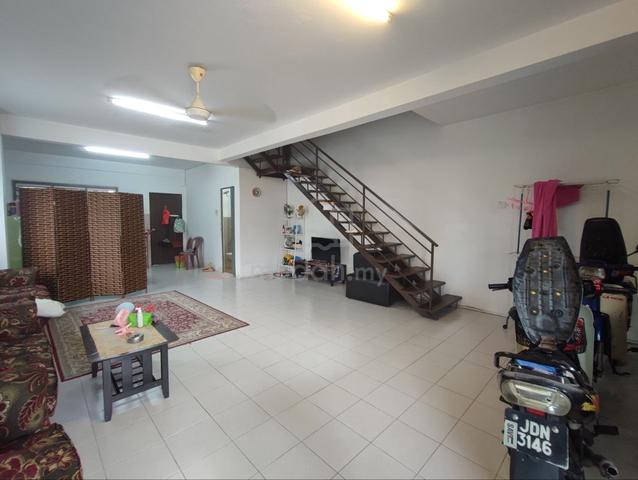 Taman Scientex, Pasir Gudang, Double Storey Medium low cost 1