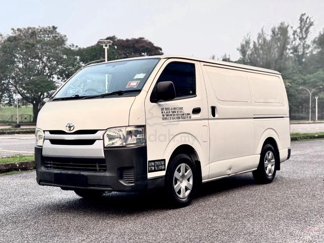 2015 Toyota HIACE 2.5 KDH200R ENHANCED (M) TIP TOP - 4