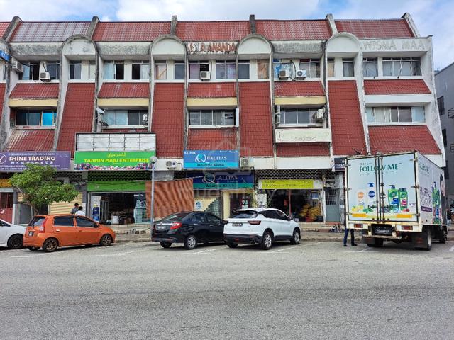KUANTAN PASAR BARU 3-storey Shop Lot Expected ROI 7% pa 1