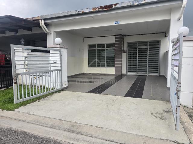Jln Bangau @ Bandar Putra 1Storey Endlot with Water Heater 1