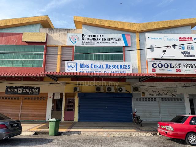 FACING MAINROAD DOUBLE STOREY SHOPLOT BANDAR PUTRA BERTAM Nr MYDIN 1