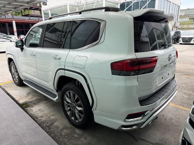 2023 Toyota LANDCRUISER 3.4 ZX MODELISTA BLACK INT - 3