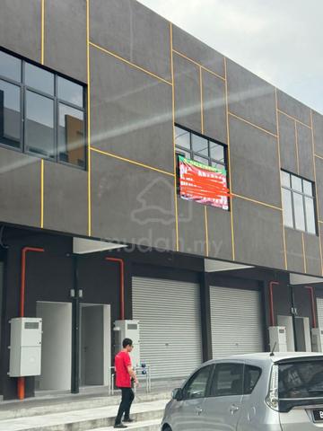 Taman sri muda Seksyen 25 Shah alam 2 storey shop for sale 1