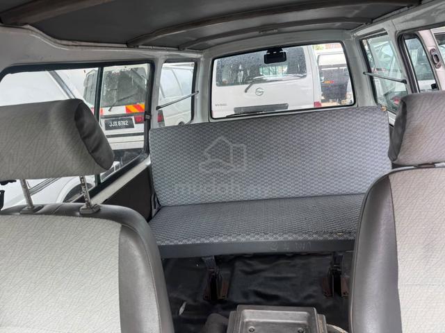 Nissan Vanette c22 window van 05year - photo 6 of 6