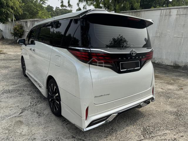 Toyota ALPHARD 2.4 EXECUTIVE LOUNGE DIRECT OWNER - 3