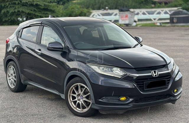 2016 Honda HR-V 1.8 V SPEC (FREE WARRANTY 3 YEAR) - 1