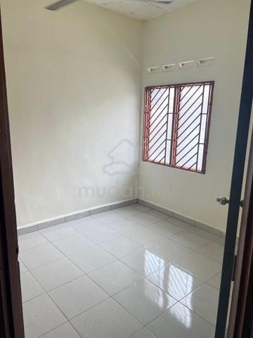 Universiti jalan penyiaran single storey 3