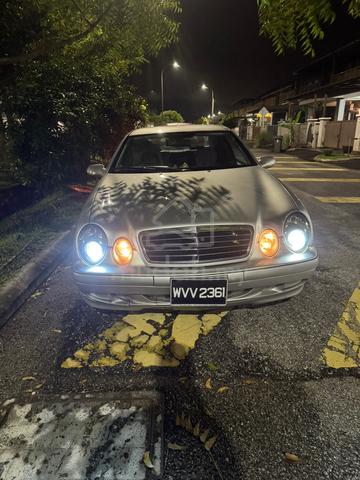 2000 Mercedes Benz CLK230 K (CBU) 2.3 (A) - 4